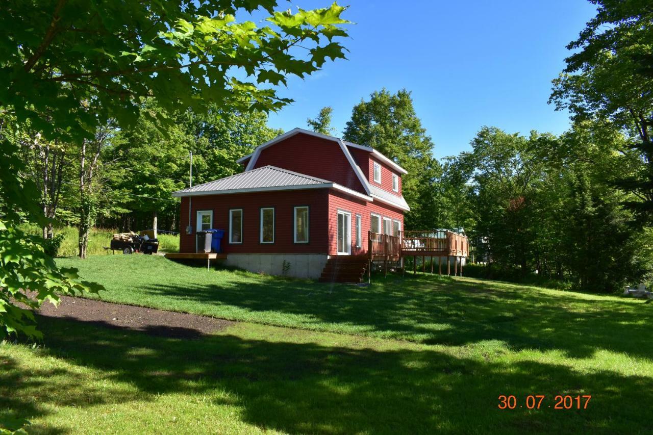 Domaine Henri-Daze Villa Saint-Pierre-Baptiste Exterior foto